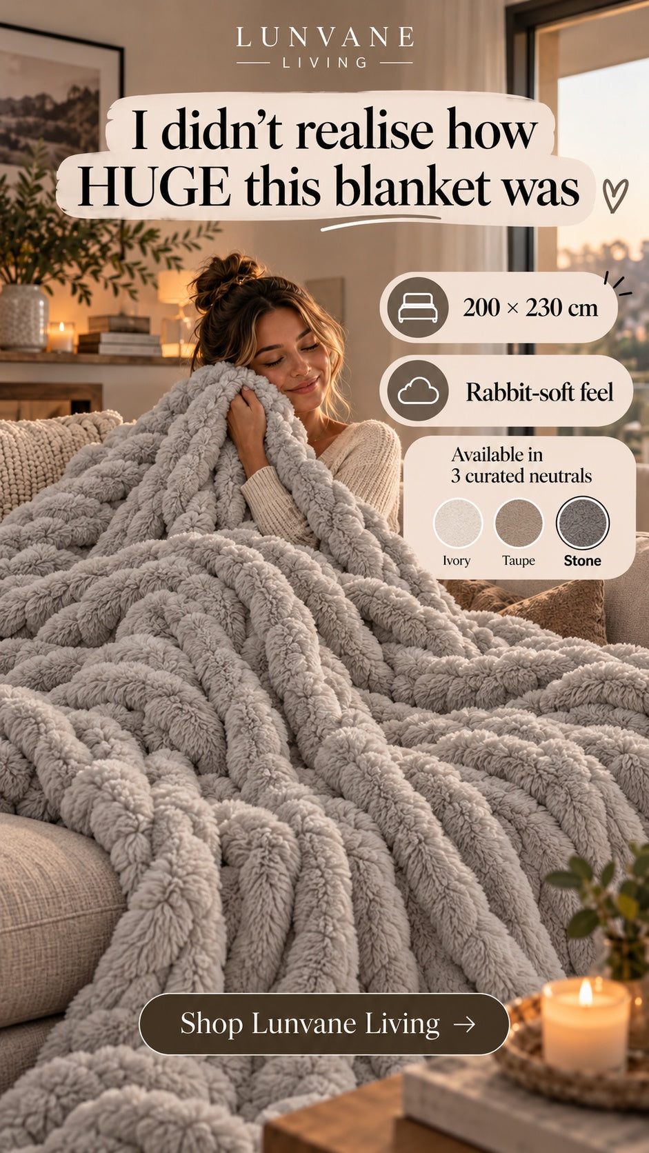 Customer with Soft Grey Lunvane blanket