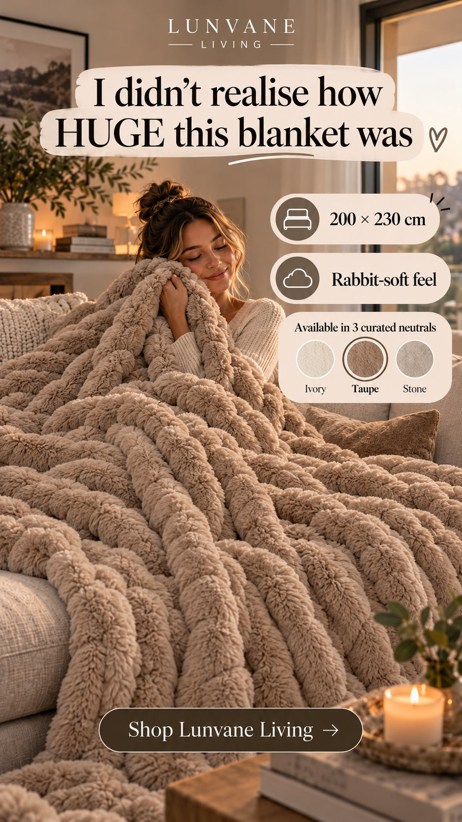 Customer with Warm Taupe Lunvane blanket